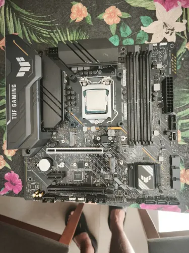 PC usado - Peças à venda - I7-10700F, TUF B560M, 2x16gb de ram, Fonte 850w Olhe Descrição