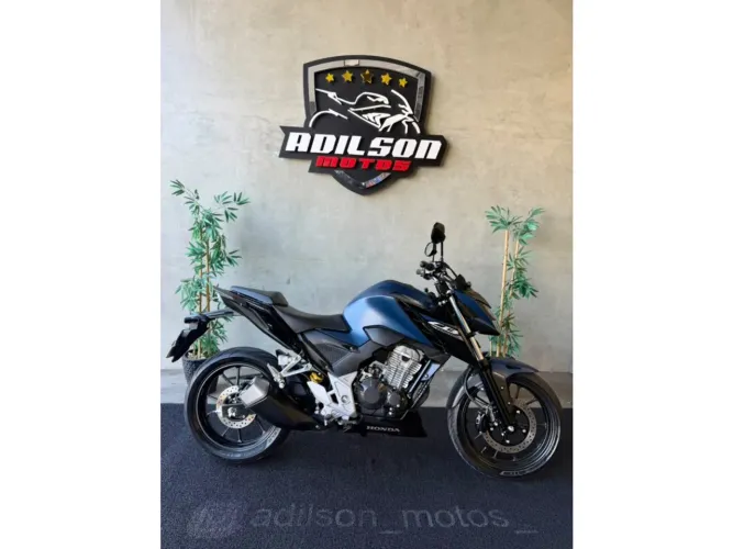 Honda Cb 300f twister cbs 2025