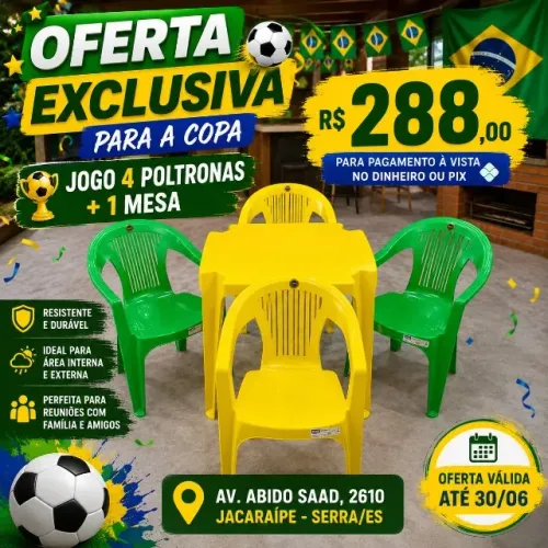 Jogo com Cadeiras Plásticas