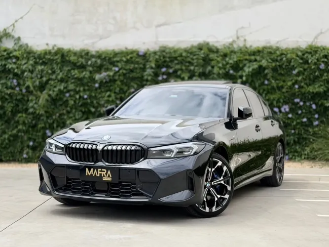 BMW 330E M Sport 2.0 Turbo Híbrido AU 2025