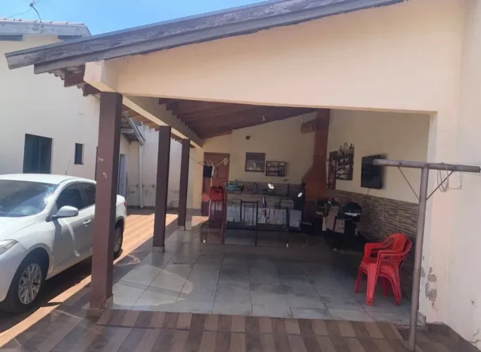 Vendo casa em Goiabeiras / Vitória