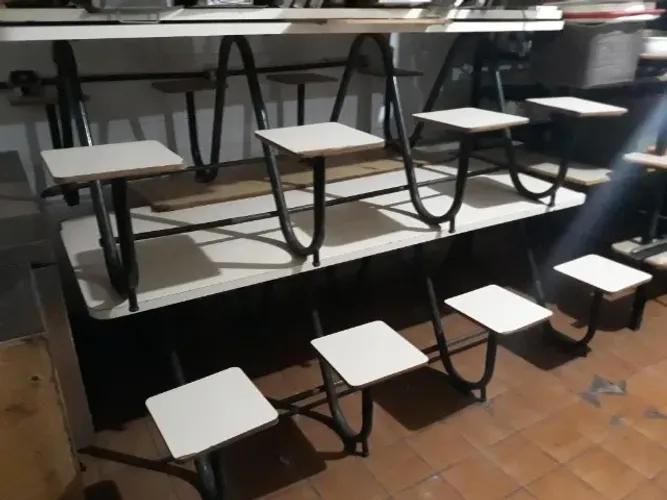 MESA REFEITORIO COM BANCOS ACOPLADOS - 8 LUGARES