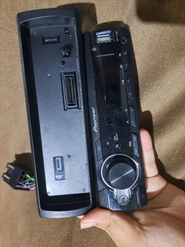 Rádio Pioneer MVH-S218BT