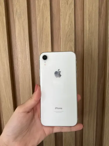 iPhone XR 64 Branco 