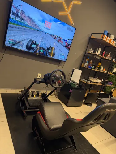 Volante para pc e PlayStation 5 logitech