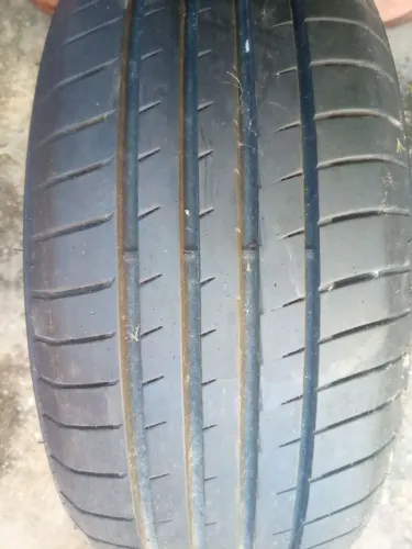 Par de pneus 195/55/15 85 V Importado