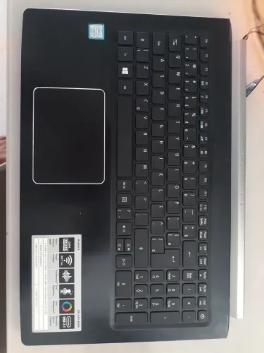 Base com teclado Acer a515-51