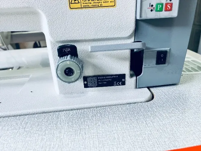 Máquina Pespontadeira