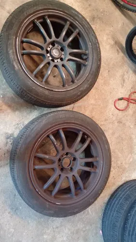 Vendo rodas 18 novas tenho as 4 pneus novos só tão sujo tava na HRV..tô