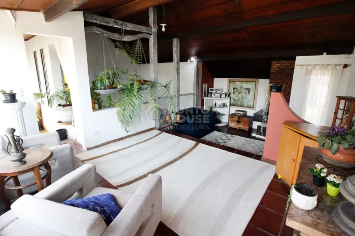 Sobrado à venda no bairro Planalto Paulista, 3 Dorm, 3 Suítes, 4 Vagas,190m²
