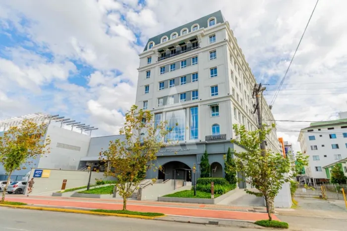 Sala comercial com 98,14 m² no Bairro Bom retiro em Joinville - SC