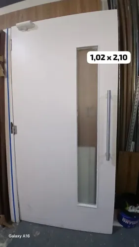 Folha de porta de entrada