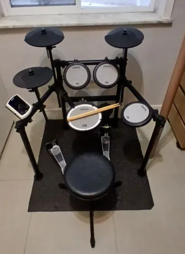 Bateria eletrônica Aroma TDX-22