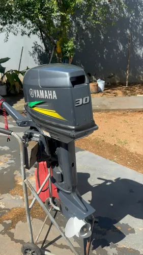 Motor de popa yamarra 30 hp com partida eletrica ano 2025 o mais zero do tocantins