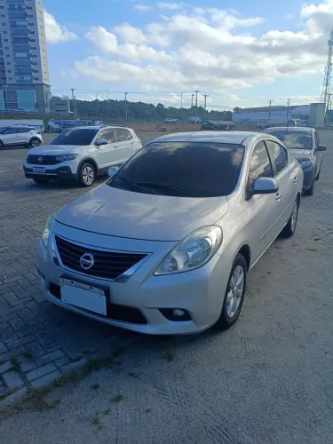 Nissan Versa SL 1.6 16V Flex Fuel 4P Mec. 2013