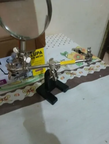 Lupa de mesa para soldas de placas eletronicas