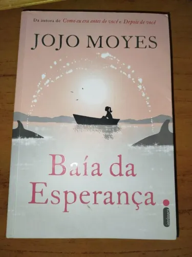 Livro Baía da Esperança - Jojo Moyes (Editora Intrínseca) - Usado