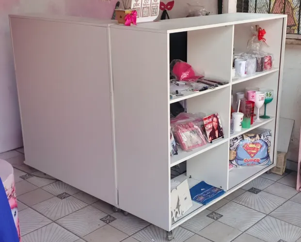 Venda do Balcão L Articulado Com Rodanas 100% MDF, Com Expositor e Mesa Para Computador. 
