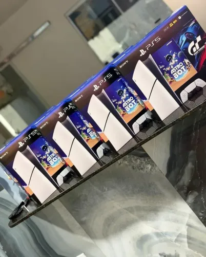 PS5 Digital Lacrado + 2 Jogos e 1 Controle