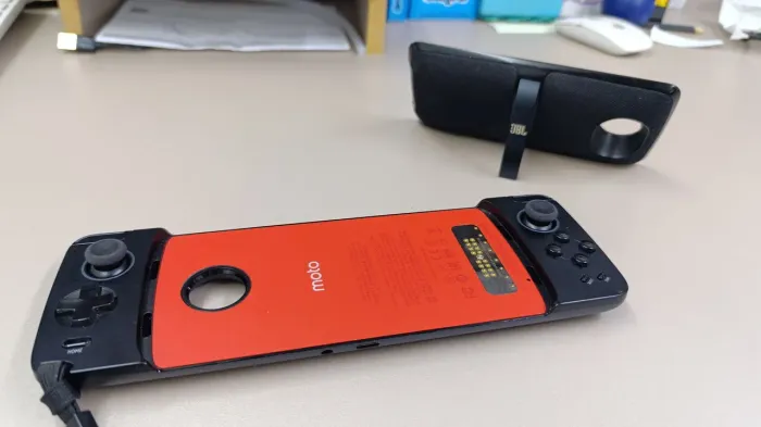 Moto Snap Gamer e Snap JBL Soundboost