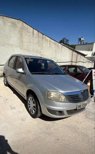 Renault Logan Expression Hi-flex 1.6 8V 4P 2013