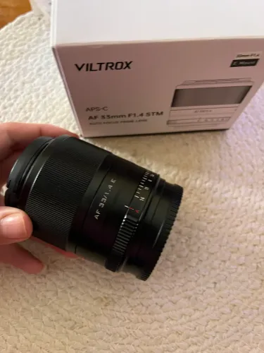 Lente Viltrox Af 33mm F/1.4 Para Sony E-mount