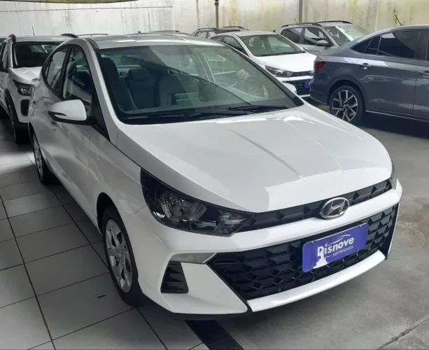 Hyundai HB20S Comfort Plus 1.0 Flex 12V Mec. 2025