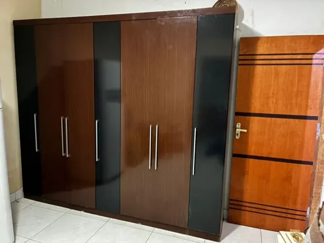 GUARDA ROUPA 7 PORTAS