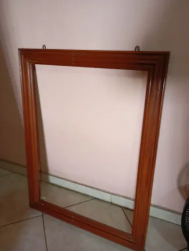 Moldura de Madeira