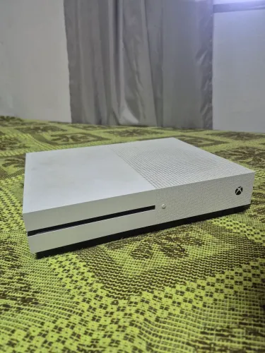 XBOX ONE S PARA RETIRADA DE PEÇAS