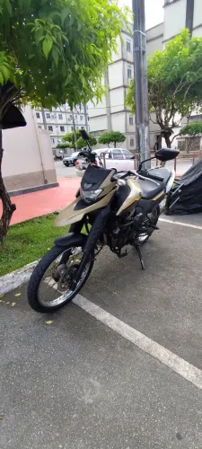 YAMAHA LANDER IMPECÁVEL - REVISADA, ECONÔMICA E UNICO DONO!