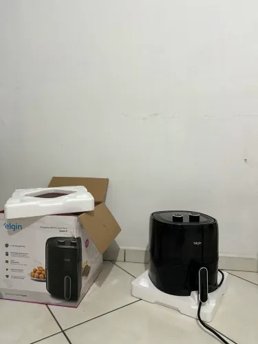 Airfryer elgin 5L estado de nova