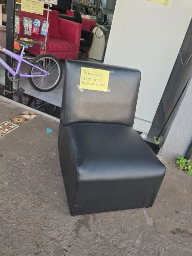 Poltrona baixa....