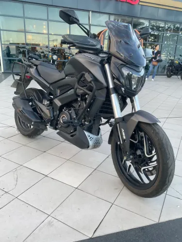 Dominar 400cc  Ano: 2025  - 12000 kms - OPORTUNIDADE !!