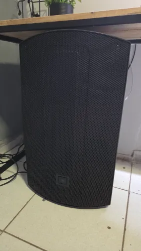 Jbl max 15 semi nova