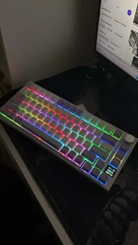 Teclado SEM FIO ak820 PRO
