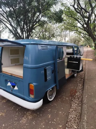 Volkswagen Kombi Furgão (álcool) 1997