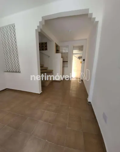 Excelente Casa de 90m²; para alugar em Tororó.