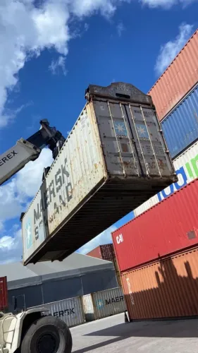 VENDA DE CONTAINER MARITÍMO