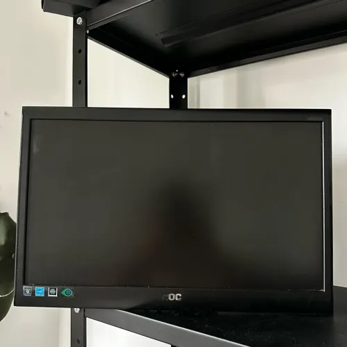 Monitor AOC 18,5? LED Widescreen - Usado em Ótimo Estado | R$ 149