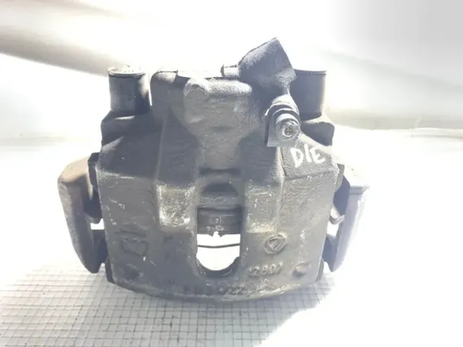 pinça de freio dianteira esquerda fiat 500 1.4 2012/2013