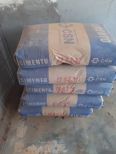 Cimento 35,00 cada saco