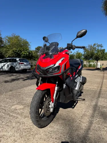 Honda ADV 150 - Baixa KM
