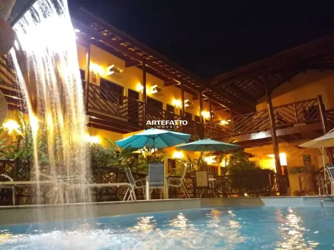 Prédio comercial à venda em Ubatuba, Praia das Toninhas, com 12 quartos, 652m²
