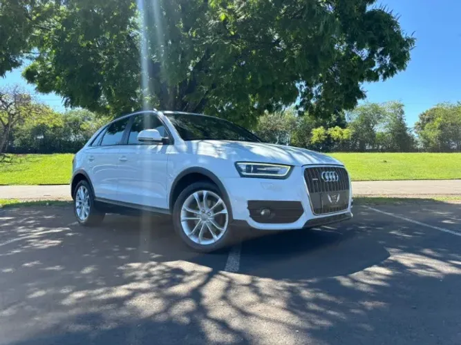 Audi Q3 2.0 TFSI Quat. 170/180cv S-tronic 5P 2013