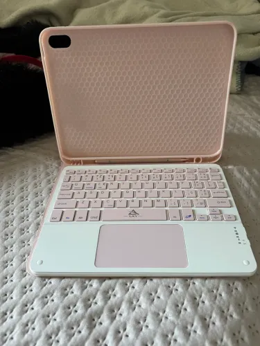 Case iPad 11 (2025) com teclado bluetooth