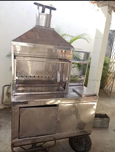 Carrinho de espetinho