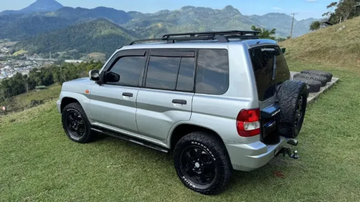 Mitsubishi Pajero IO Mec. 2001