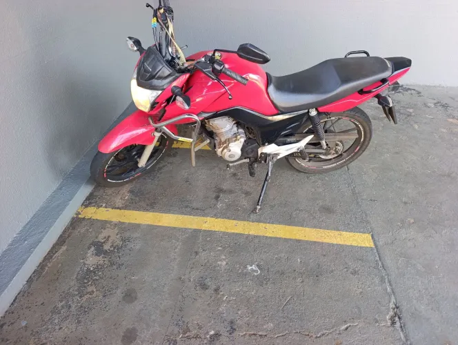 Honda CG Fan 160 2022 Vermelha - Excelente Estado