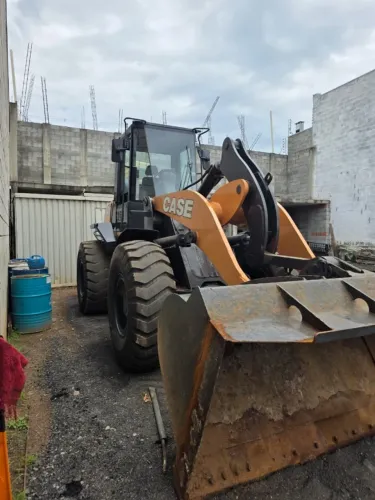 Pa Carregadeira Case 2020 621E